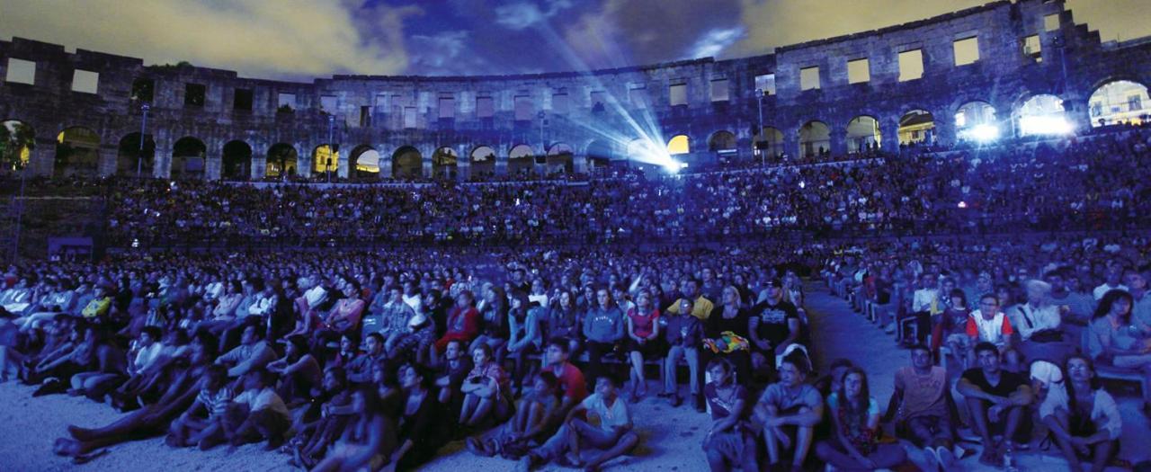 Arena Sunset, Sea Coloseum View, 2 Free Parking Apartman
