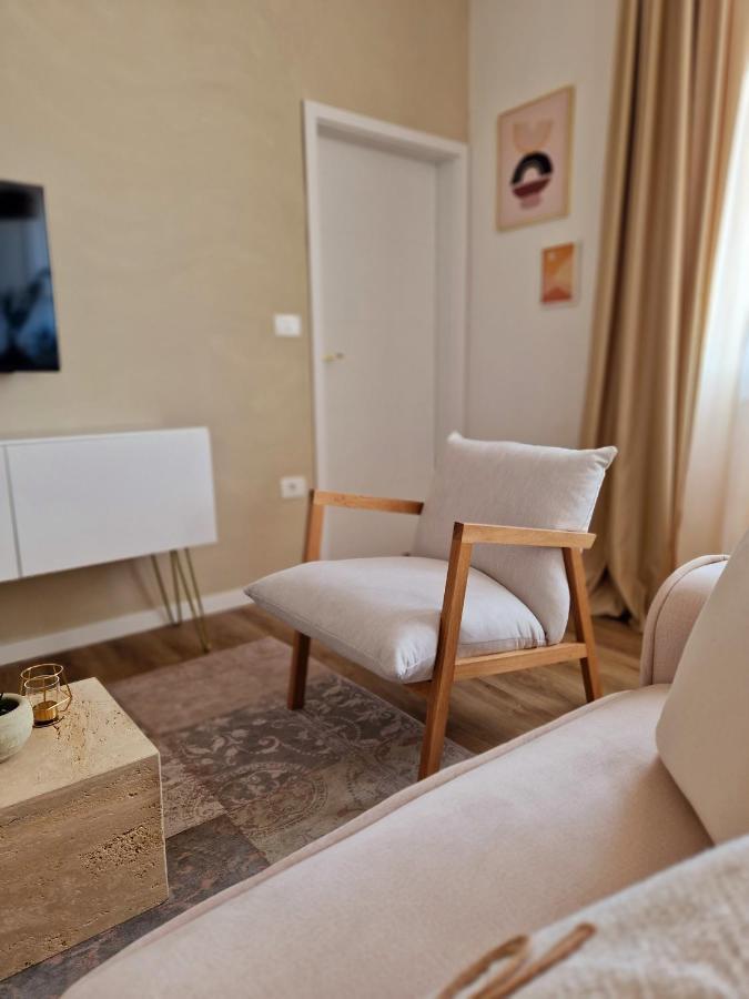 Arena Sunset, Sea Coloseum View, 2 Free Parking Apartman *